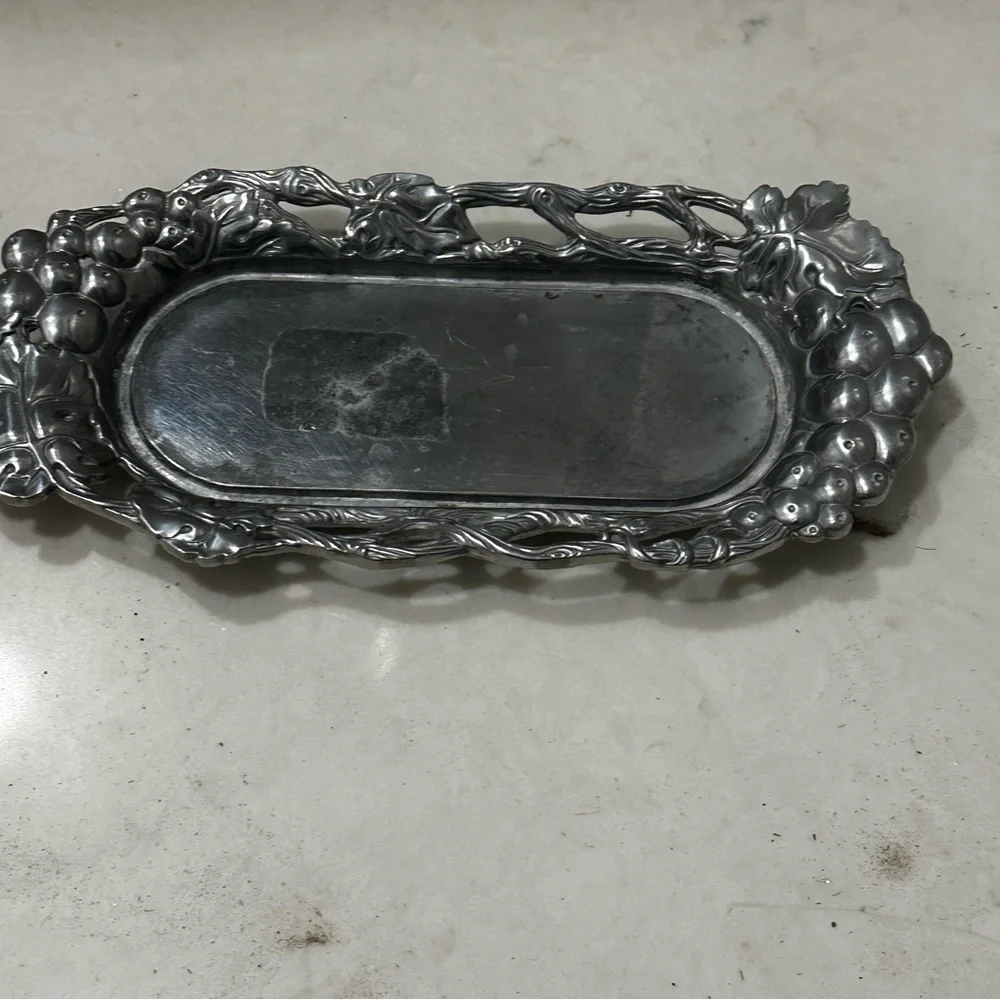 Vintage Arthur Court Grape Vine Covered Butter Dish 2001 - Picture 8 of 9